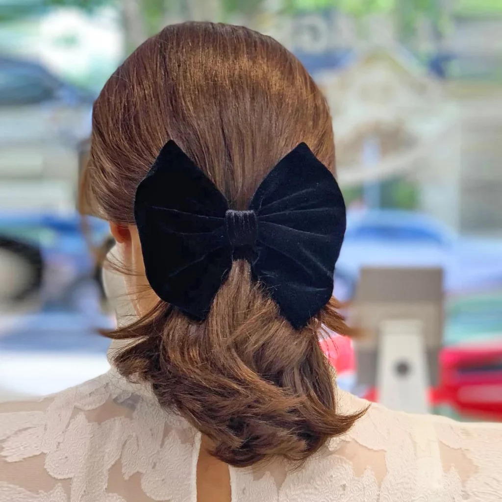 Paris Mode Velvet Bow Hair Clip